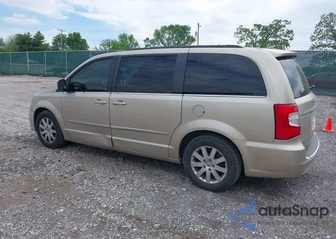 2013 Chrysler Town & Country Touring z USA, uszkodzony, nr VIN 2C4RC1BG6DR631586